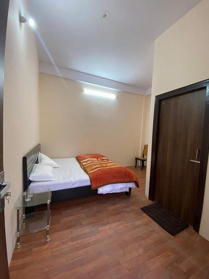 Chirag Homestay Kainchi ناينيتال المظهر الخارجي الصورة