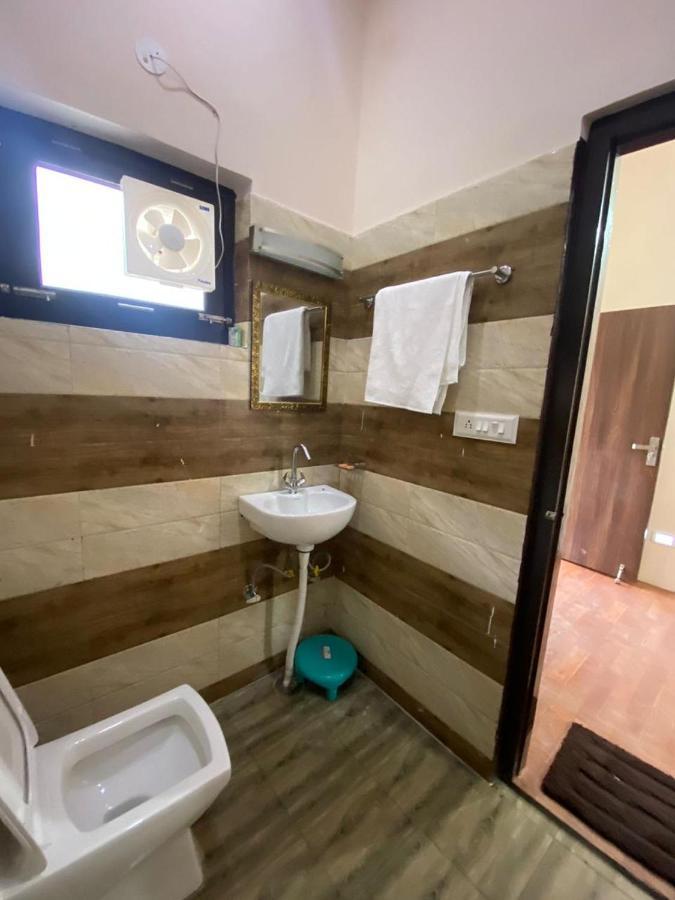 Chirag Homestay Kainchi ناينيتال المظهر الخارجي الصورة