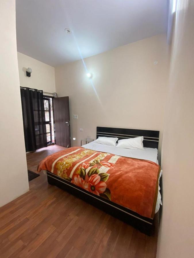 Chirag Homestay Kainchi ناينيتال المظهر الخارجي الصورة