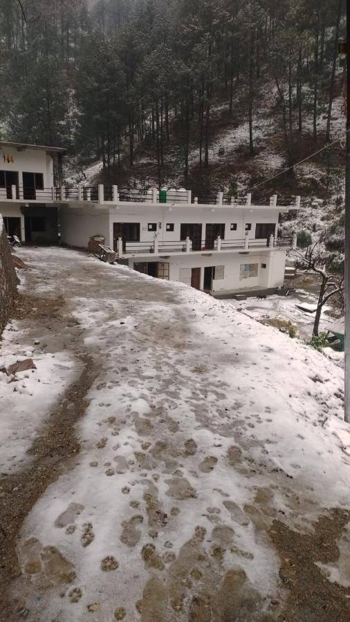 Chirag Homestay Kainchi ناينيتال المظهر الخارجي الصورة