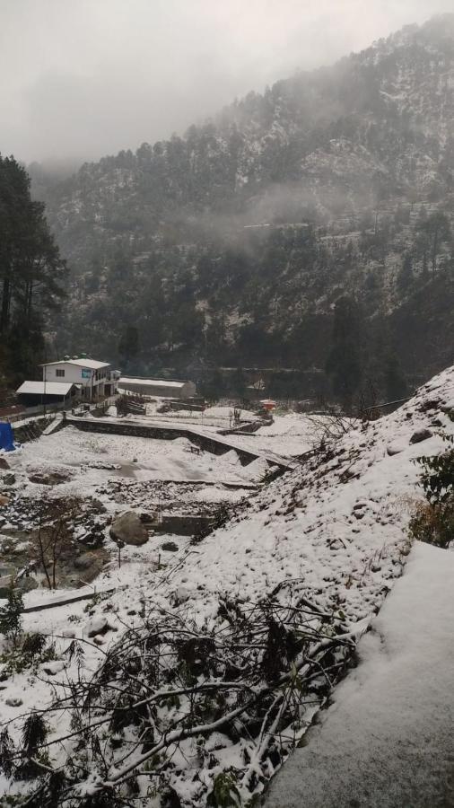 Chirag Homestay Kainchi ناينيتال المظهر الخارجي الصورة