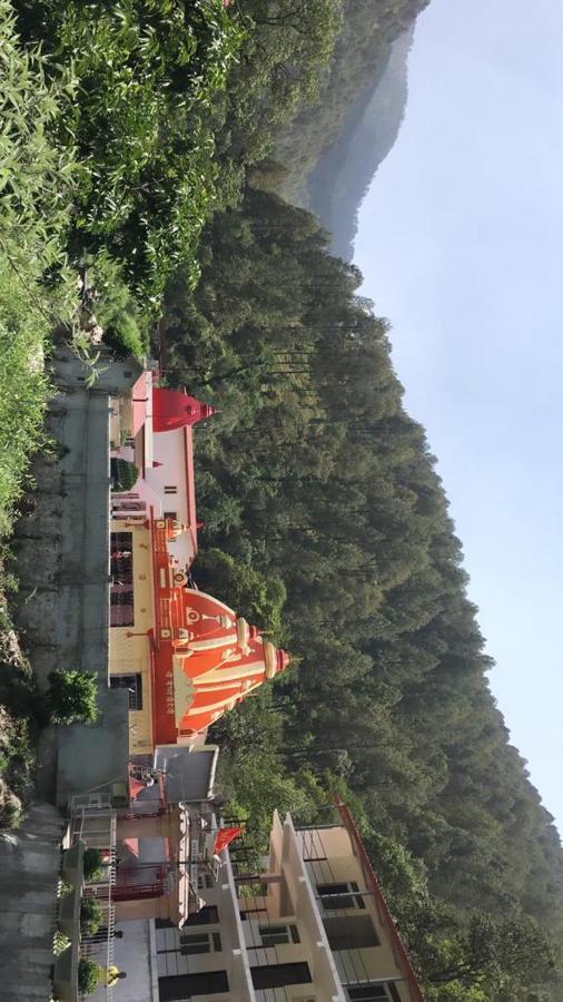 Chirag Homestay Kainchi ناينيتال المظهر الخارجي الصورة