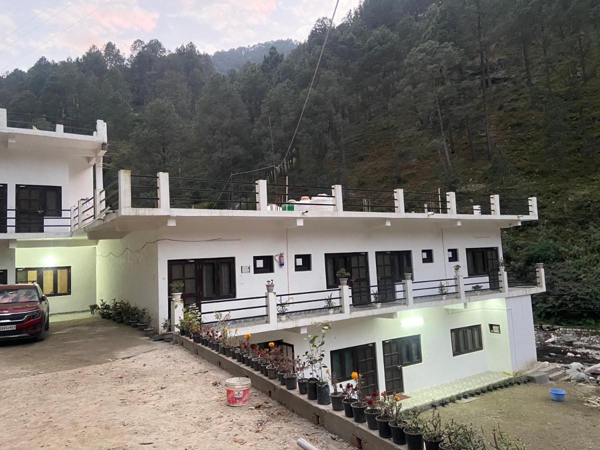 Chirag Homestay Kainchi ناينيتال المظهر الخارجي الصورة