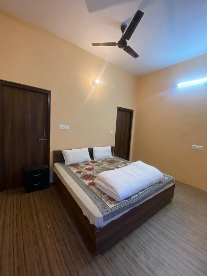 Chirag Homestay Kainchi ناينيتال المظهر الخارجي الصورة